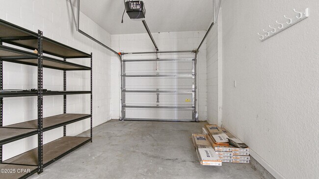Building Photo - 217 Sand Oak Blvd