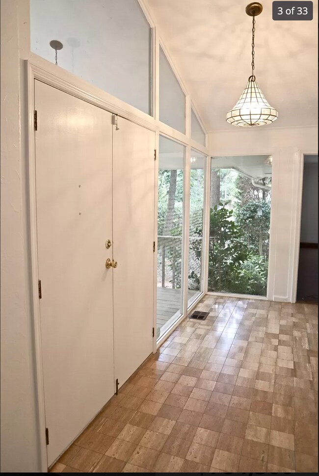 Building Photo - 1714 S Johnson Ferry Rd NE