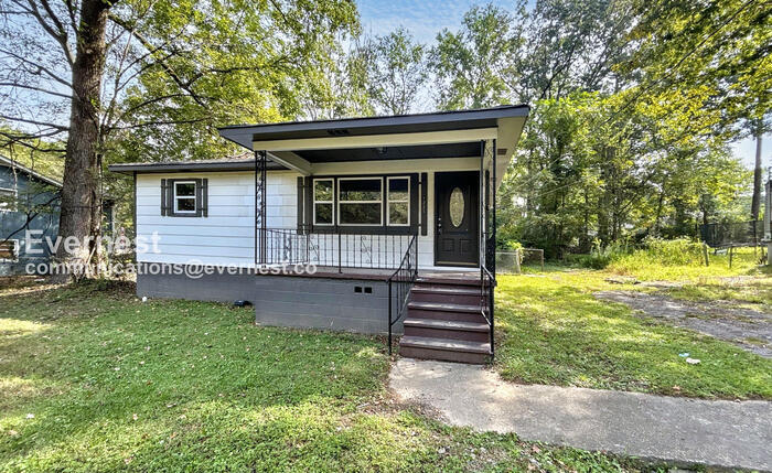 Primary Photo - 1225 Linwood St