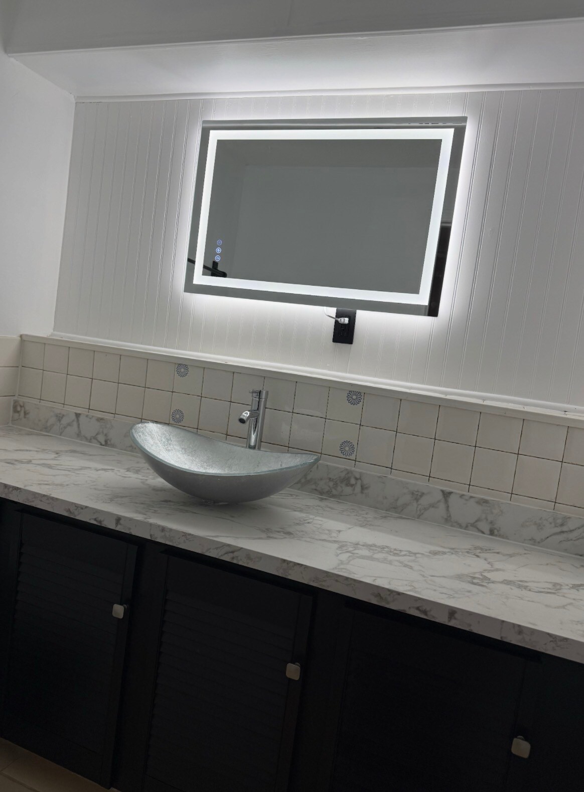second bathroom - 8357 Redwing Dr