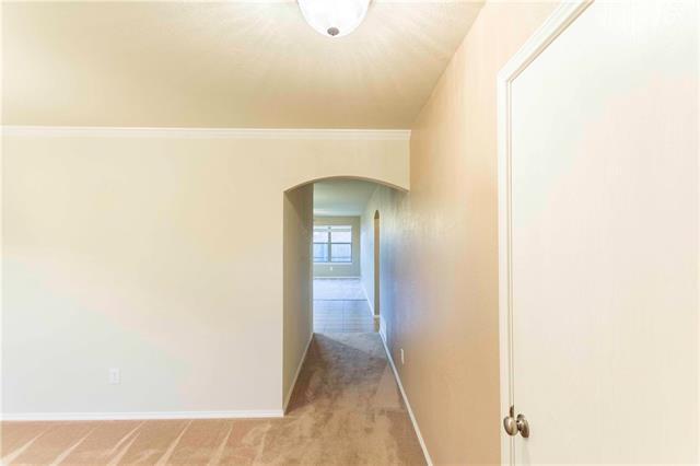 Building Photo - 365 Basswood Ln