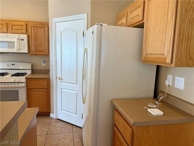 Building Photo - 2065 Scanlon Ferry Ct