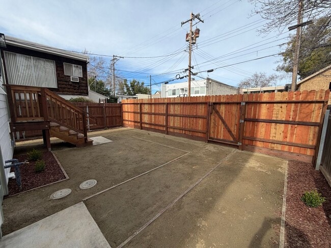 Building Photo - 2420 Kayak Alley