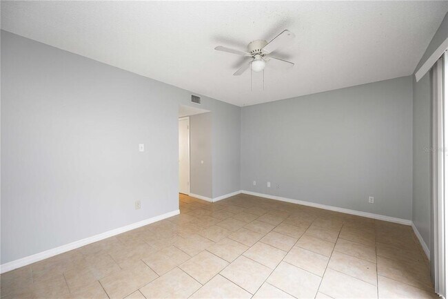 Building Photo - 4001 S Beneva Rd