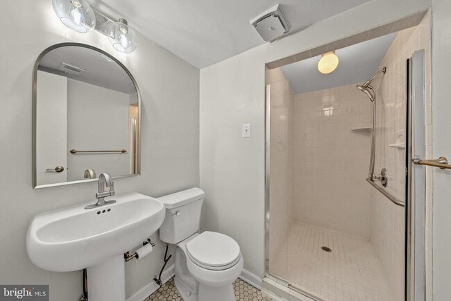Building Photo - 6706 Pine Creek Ct