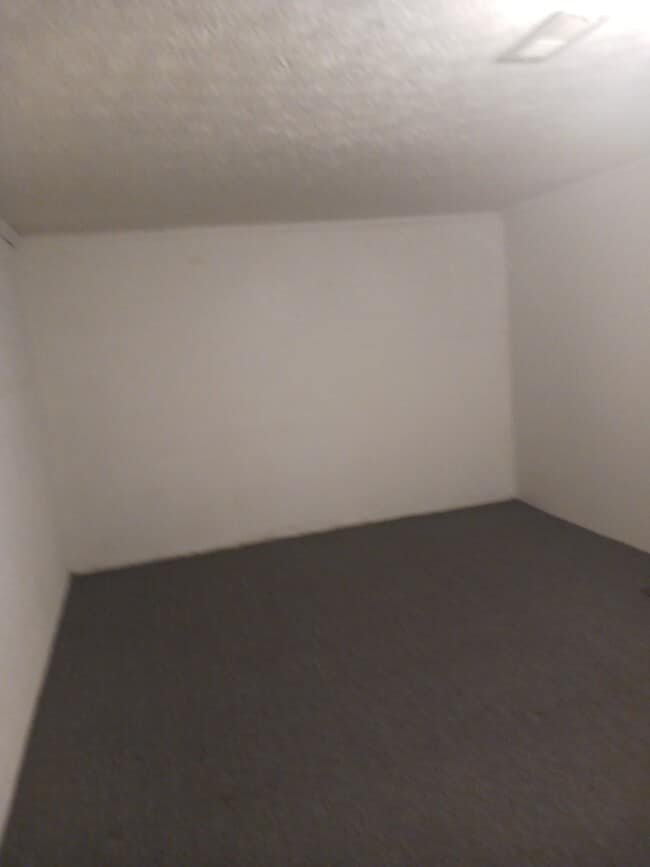 Building Photo - 153 Winstead Dr