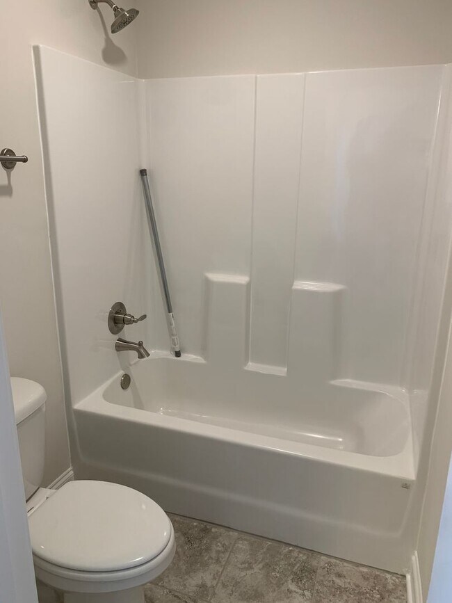 Building Photo - 1168 Still Hunt Ln