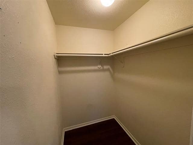 Building Photo - 121 Cambridge Dr