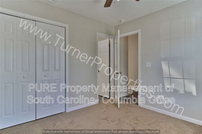 Building Photo - 251 Blue Savannah St