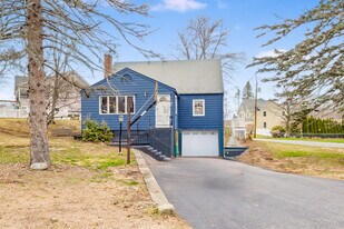Building Photo - 52 Albemarle Ave