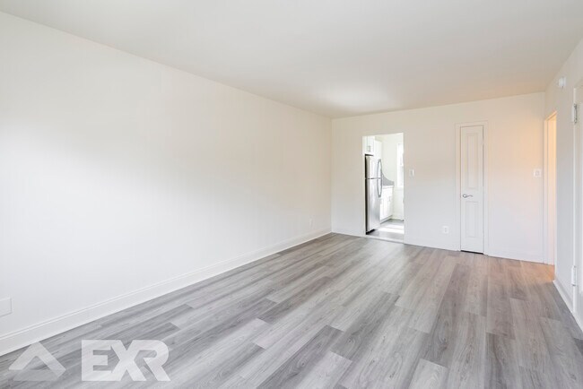 Building Photo - 110 Arlo Rd