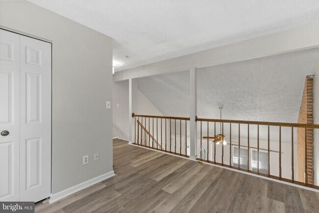 Building Photo - 3184 Ebbtide Dr