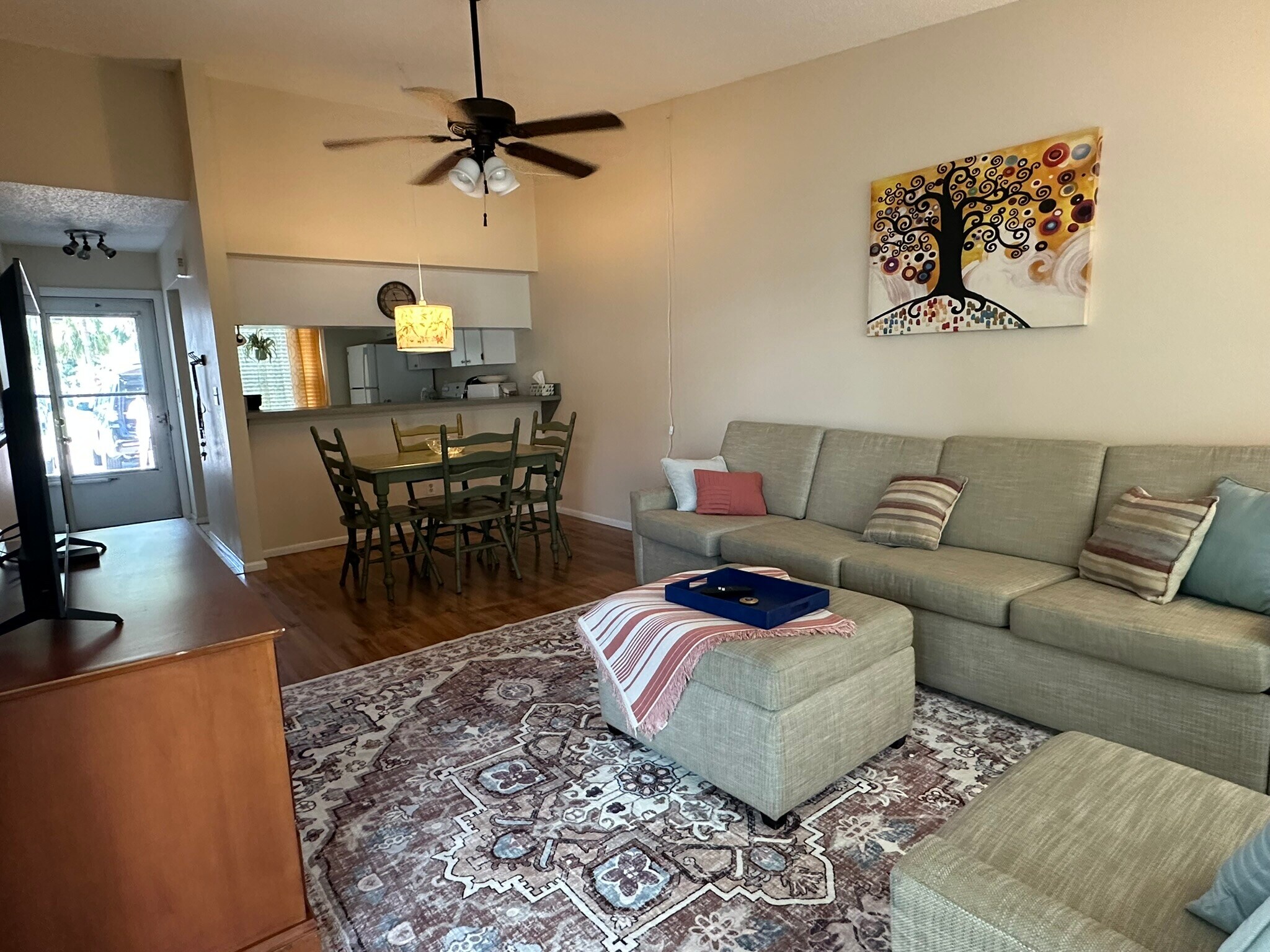 great room - 7315 Parkside Villas Dr