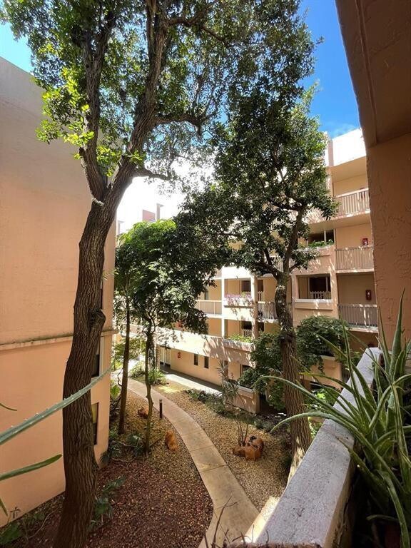 Building Photo - 6800 Cypress Rd