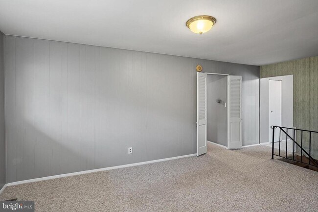 Building Photo - 3947 Setonhurst Rd