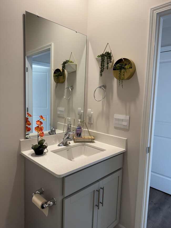 Building Photo - 134 David Hl Dr