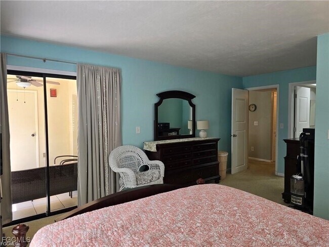 Building Photo - 6142 Whiskey Creek Dr