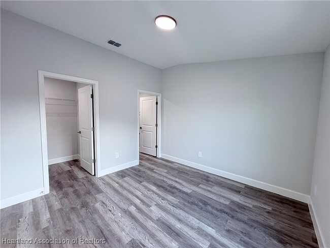 Building Photo - 3830 El Rado Ave