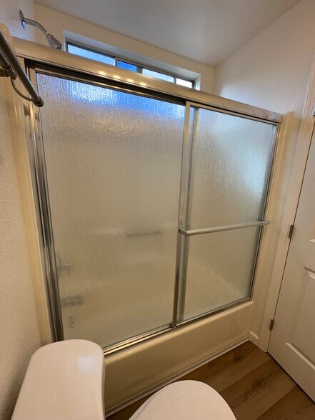 Building Photo - 1371 Marline Ave