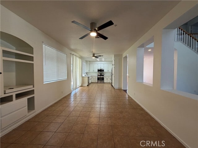 Building Photo - 5569 Hunt Club Dr