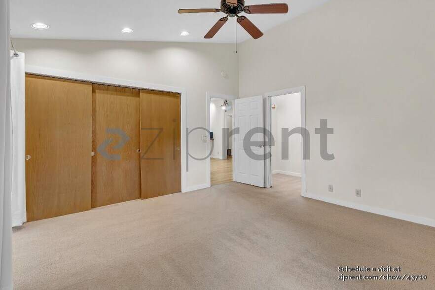 Building Photo - 1236 SW 58th Ave