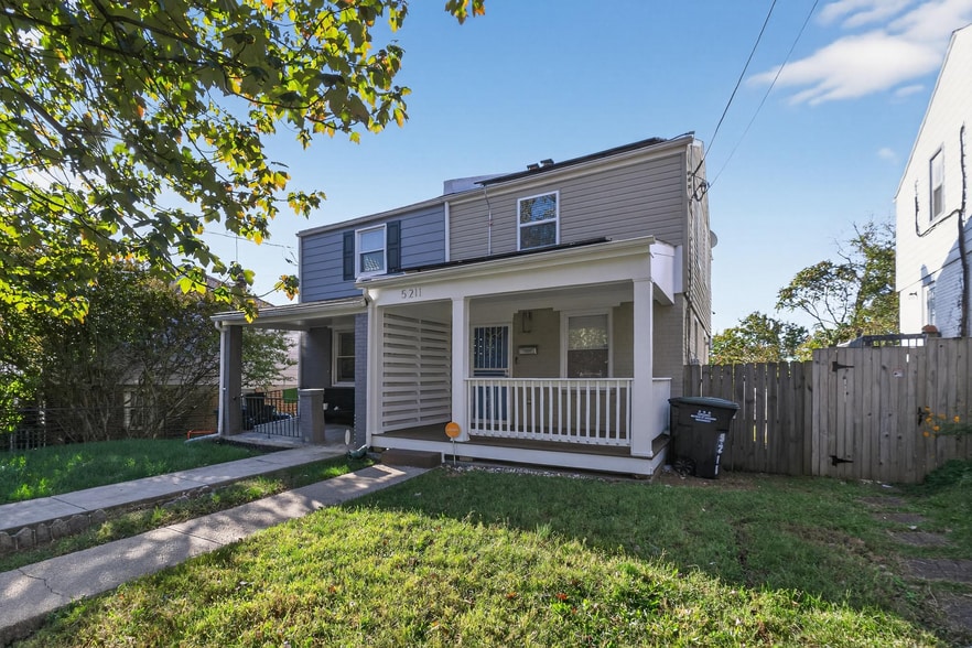 Building Photo - 5211 Jay St NE