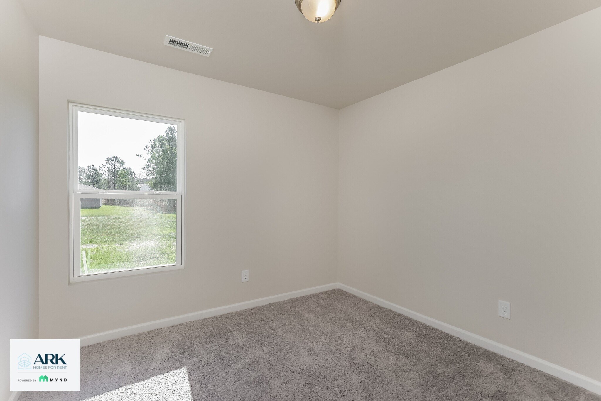 Building Photo - 1213 Fescue Rd
