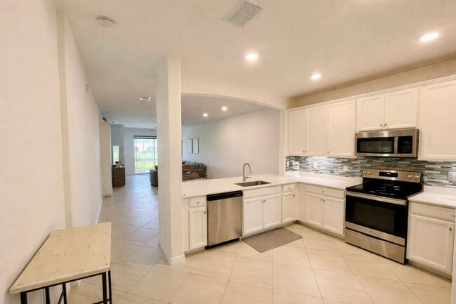 Building Photo - Beautiful New Construction Home for Rent in Naples, FL