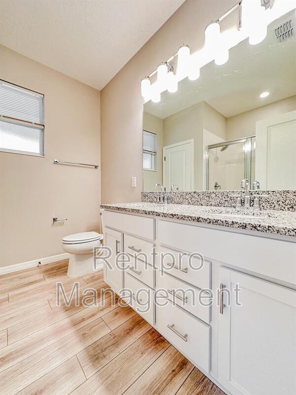 Building Photo - 9409 Baraboo Way