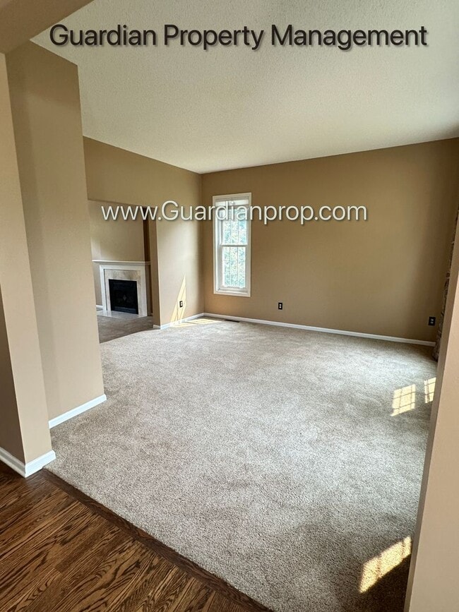 Building Photo - Eagan Single Family Home, Office, Deck, Patio, 2 Car Garage, Available Late July/Aug