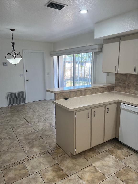 Building Photo - 355 Spring Lake Blvd NW