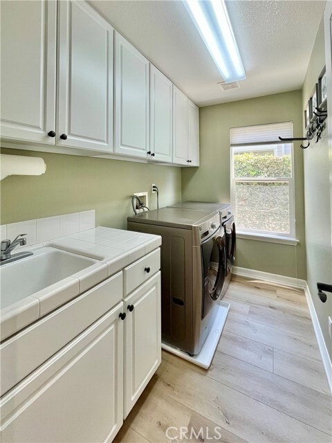 Building Photo - 25942 Clifton Pl