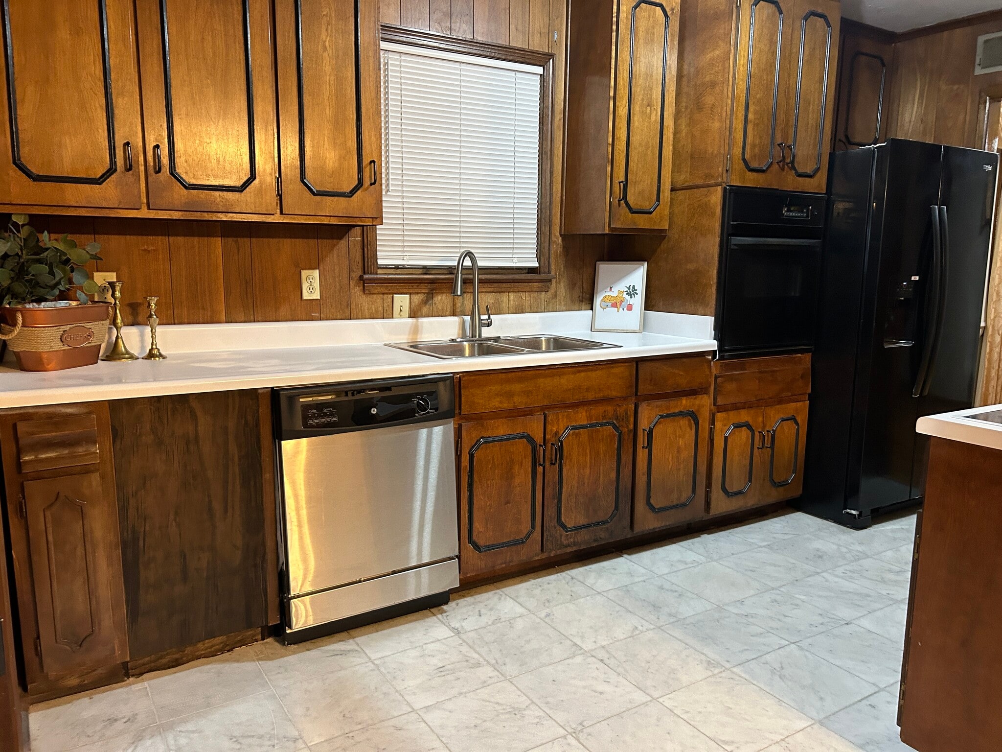 Building Photo - 2416 Rozelle St