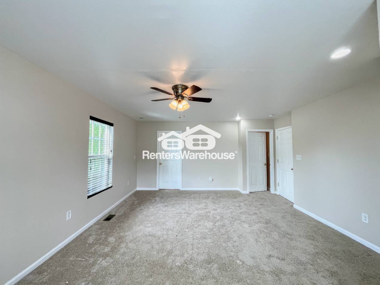 Building Photo - 1013 Mapole Ave