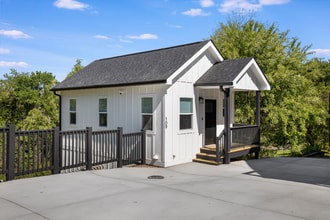 Building Photo - 109 Remi Ln