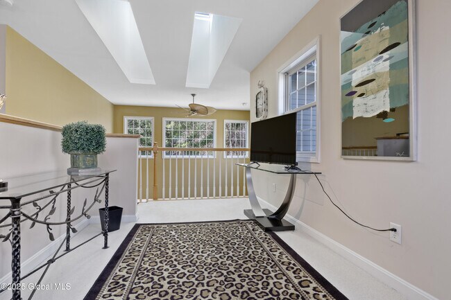 Building Photo - 91 Vista Dr