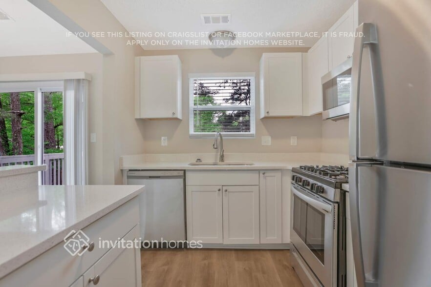 Building Photo - 4546 Wellspring Way