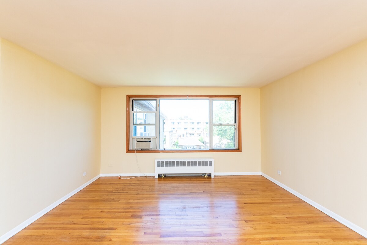 Building Photo - 2625 W Fitch Ave