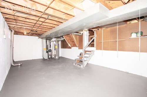 Building Photo - Just-remodeled 2-bedroom Split-Level duple...