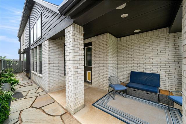 Building Photo - 912 Pearl Pl