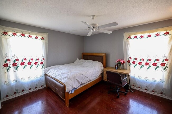 Building Photo - 7345 Brightwaters Ct
