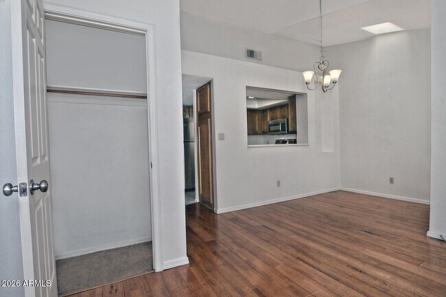 Building Photo - 11011 N 92nd St