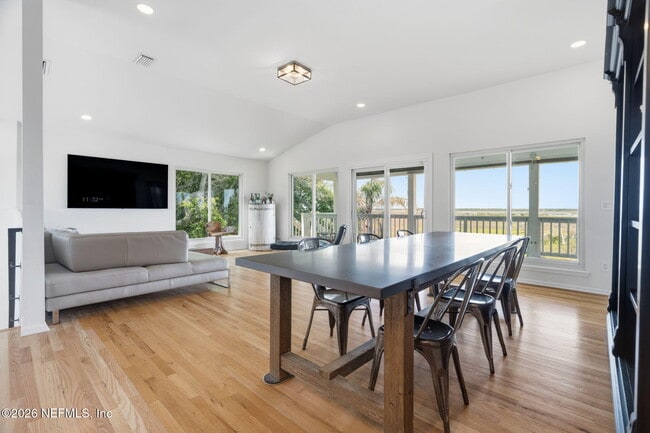 Building Photo - 149 Beachside Dr