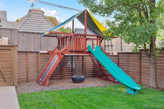 Building Photo - 510 High St