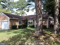 Building Photo - 1013 Bayshore Ct