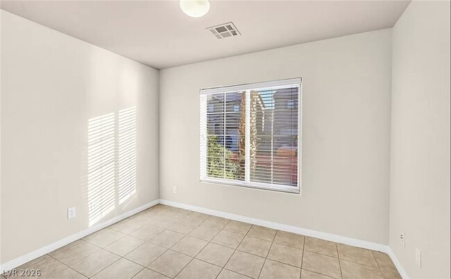 Building Photo - 4836 Golden Shimmer Ave