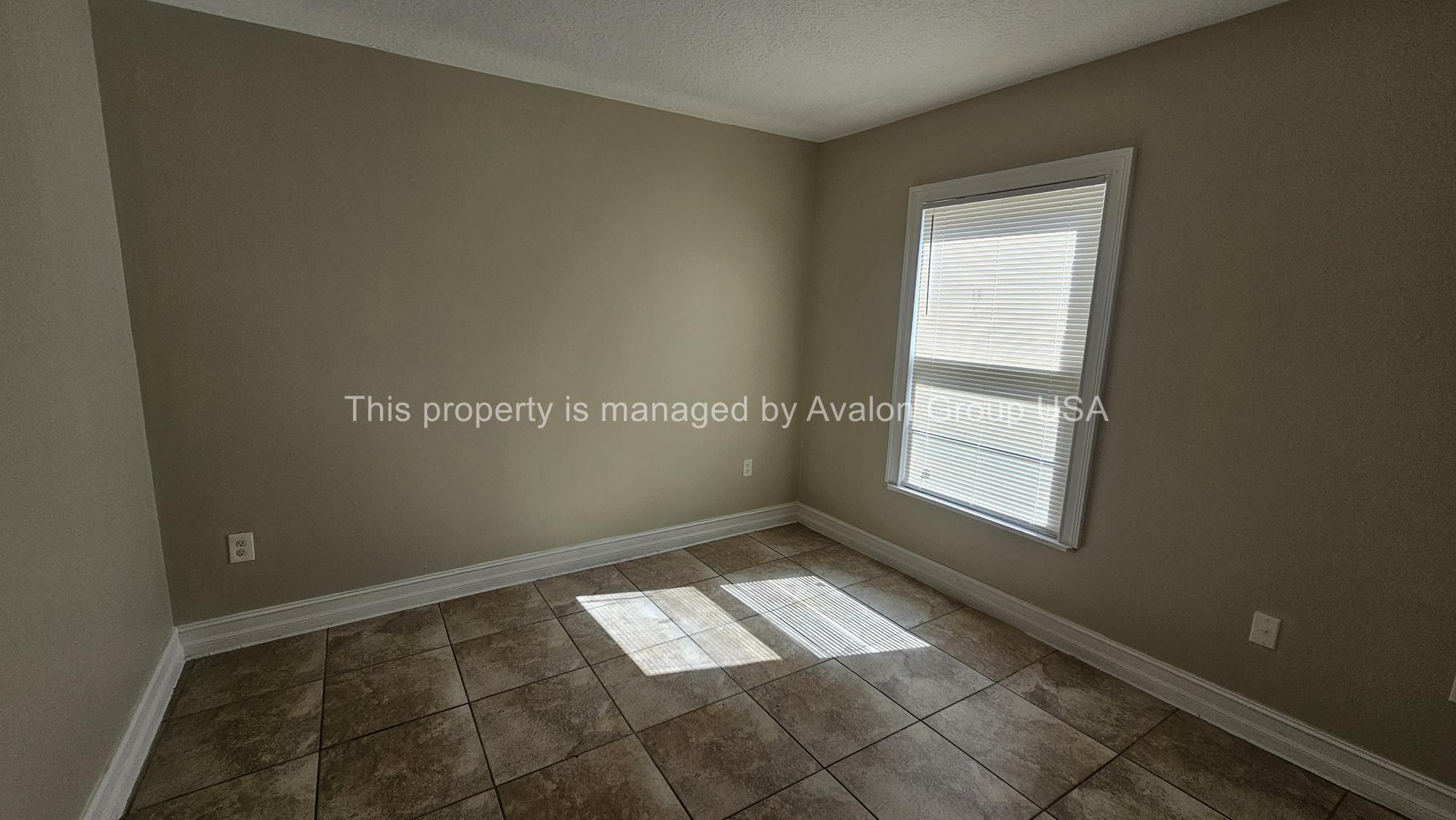 Building Photo - 2373 Broadway Ave