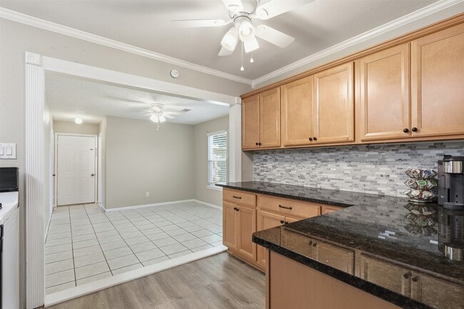 Building Photo - 1203 Valerie Ave