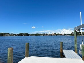 Building Photo - Waterfront Home for Rent – 2BR/2.5BA + Doc...
