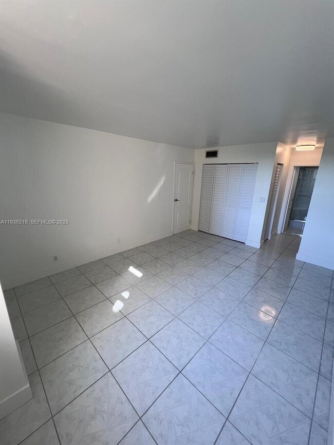 Building Photo - 2935 NE 163rd St